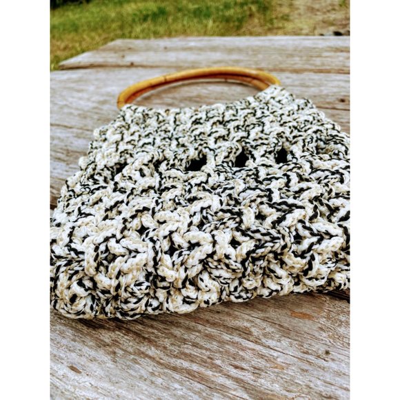 Vintage 1970s Macrame' Purse Bamboo handle Hippy Boho - Picture 5 of 10